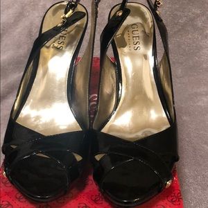 Guess by Marciano black patent platform heal